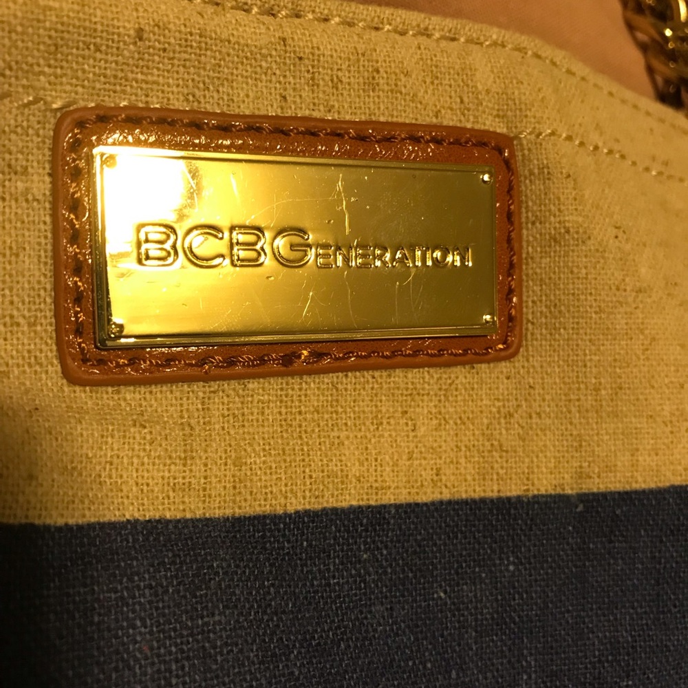 Purse - Picture 3 of 3